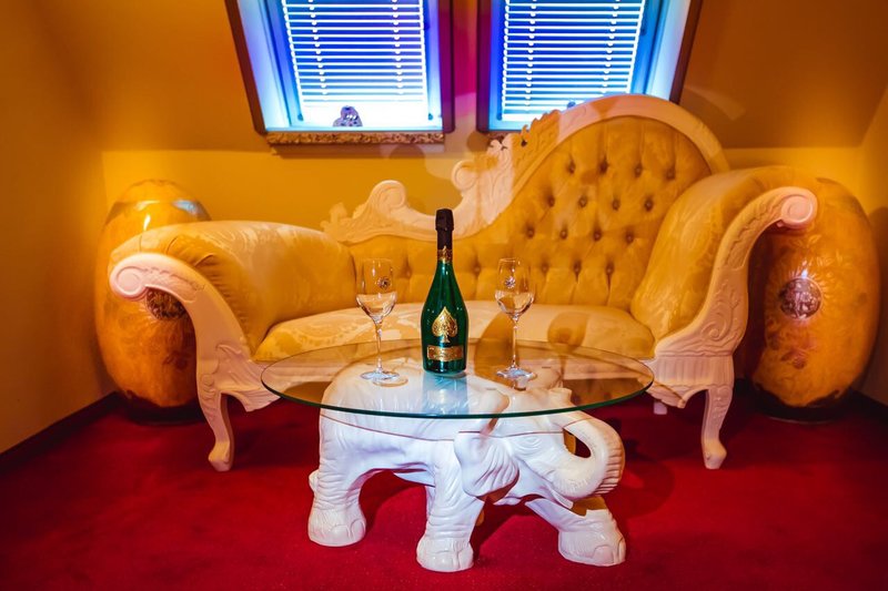 Doamne/ domnisoare 18 +Vrei sa castigi bani reali, rapid si sigur?